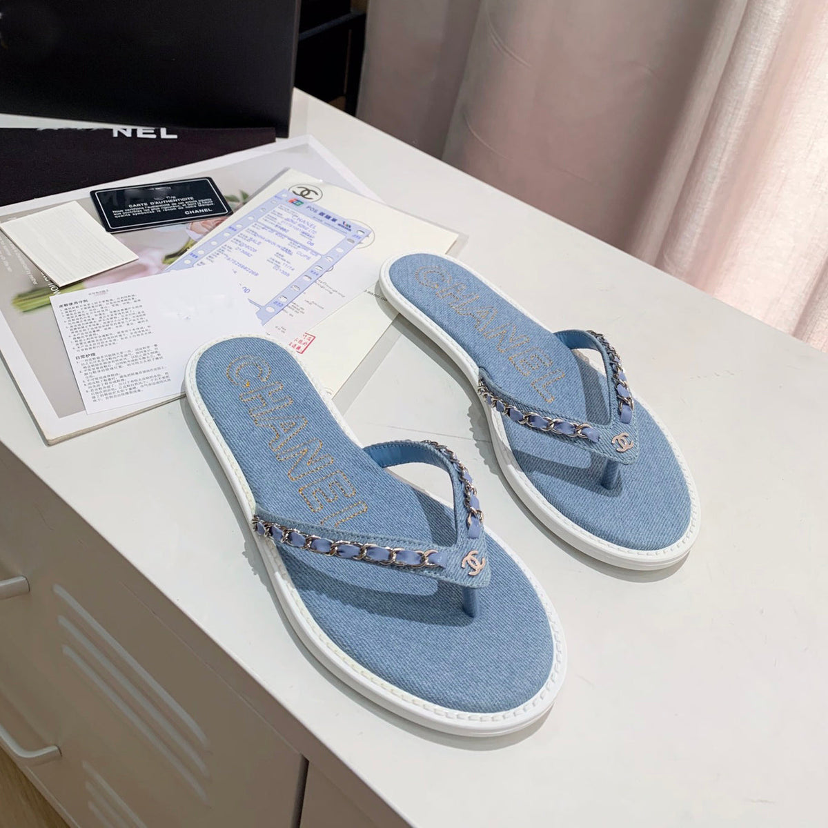 3-color flip flops 03011