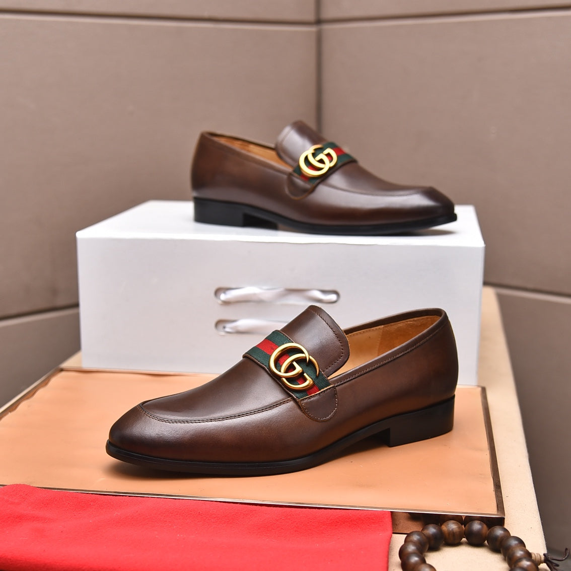 Gentleman Men's Shoes Leather Popular Classic Presbyterian Pattern Loafers G06