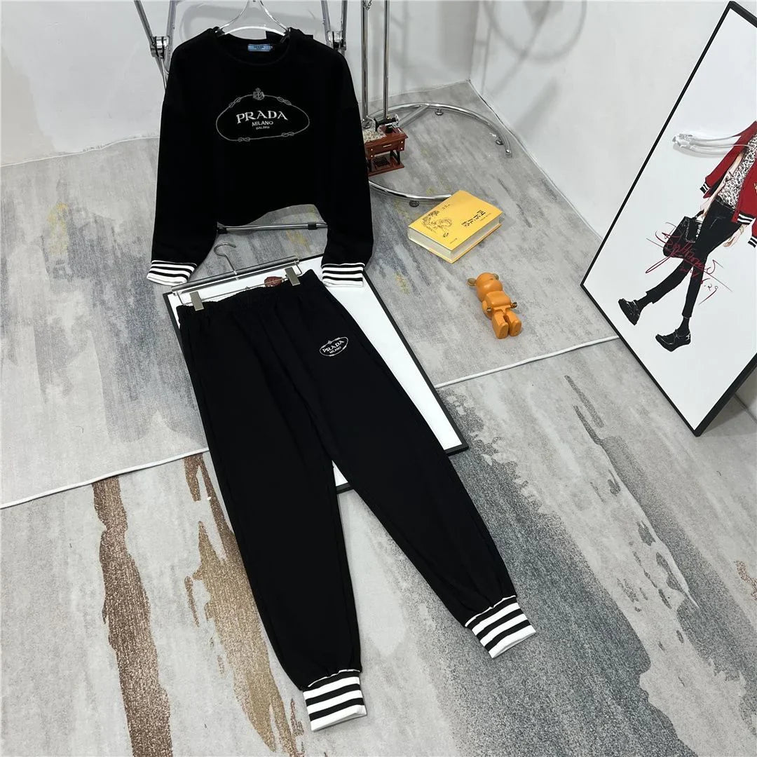 Casual Versatile Long Sleeved Set Hooded 1024022621