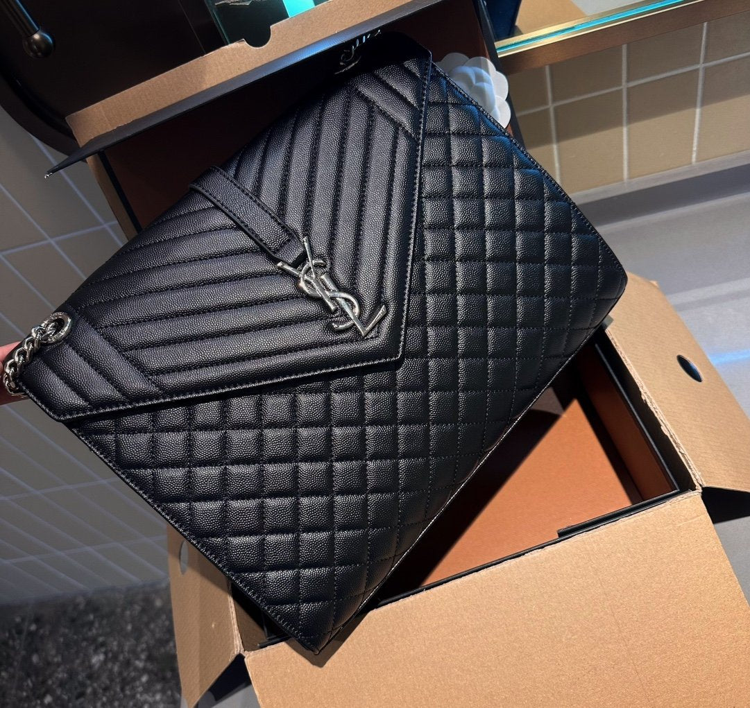 Fashionable and versatile diamond grid chain bag 1023121101