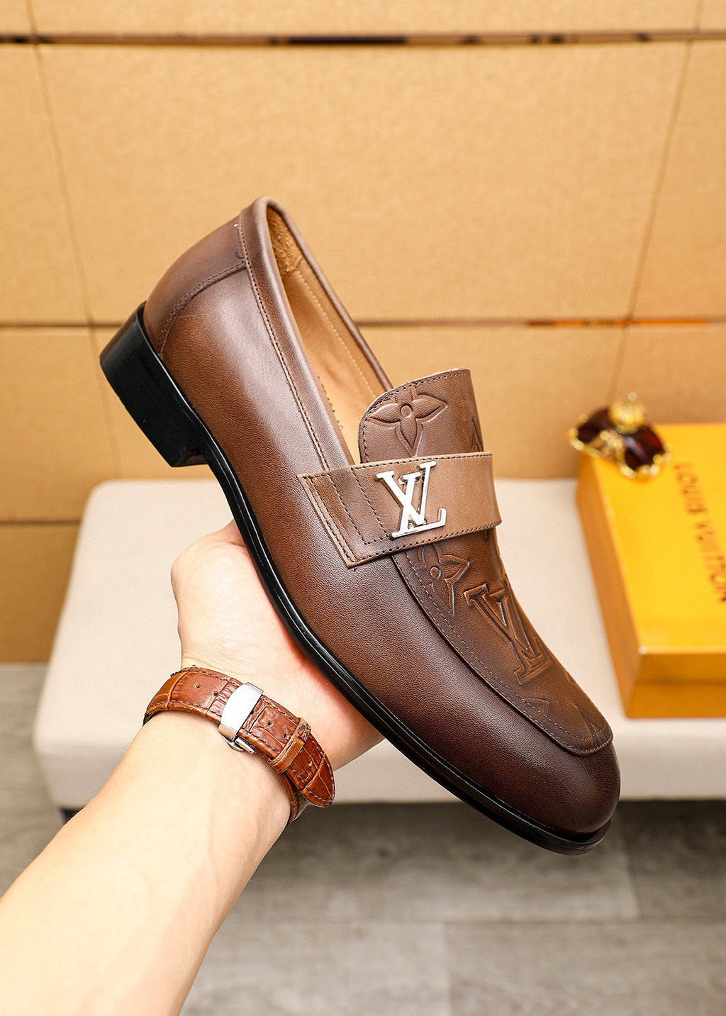 Lvv Fashion 25ss printed leather shoes 0725060616