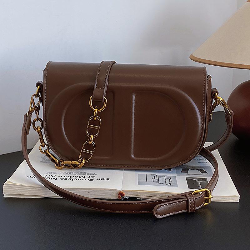 New Fashion Shoulder Crossbody Saddle Bag 1024070320