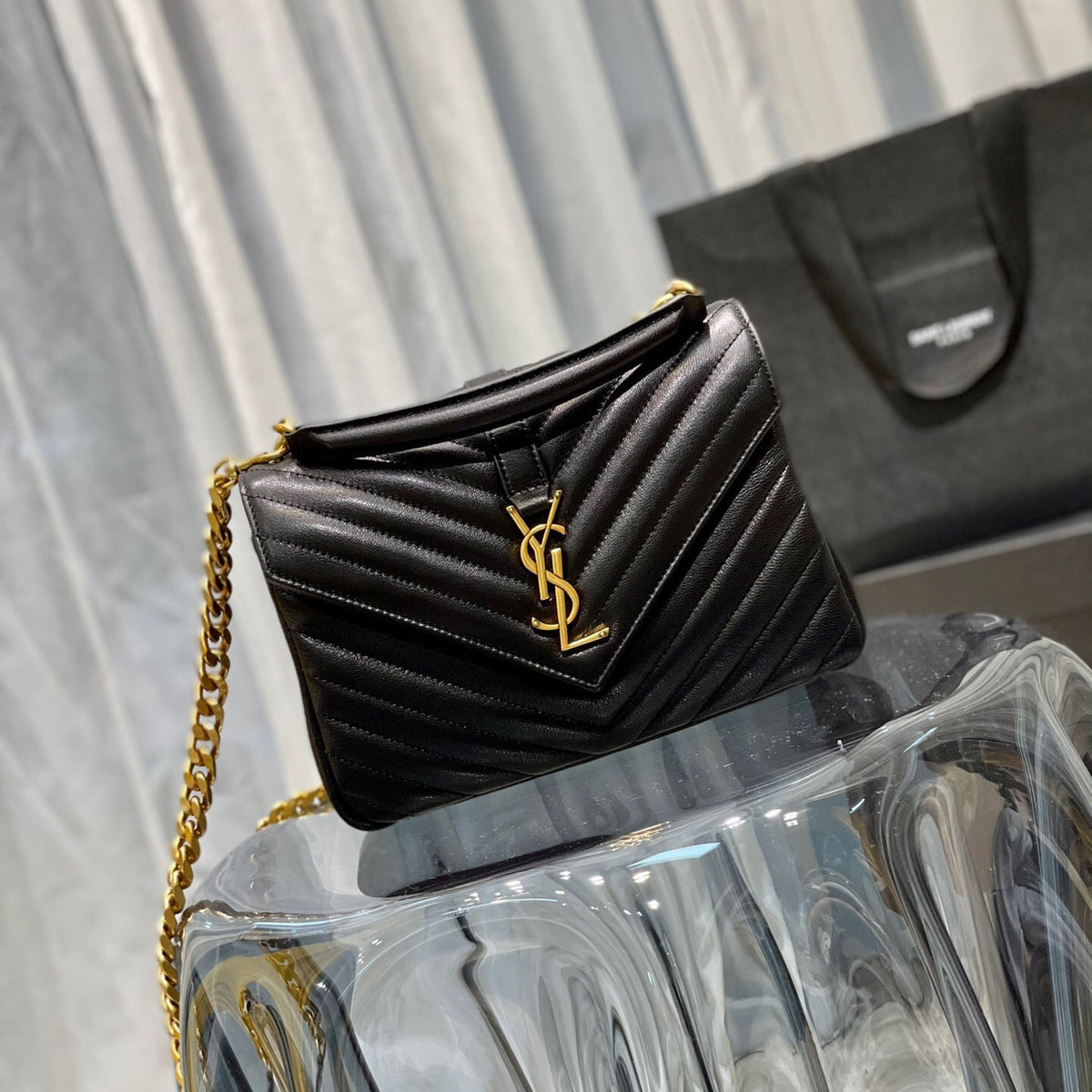 Y classic messenger bag gold buckle XC0723081604