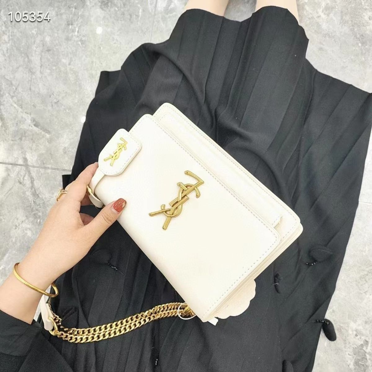 High-end Chain Shoulder Crossbody Bag 0823121409