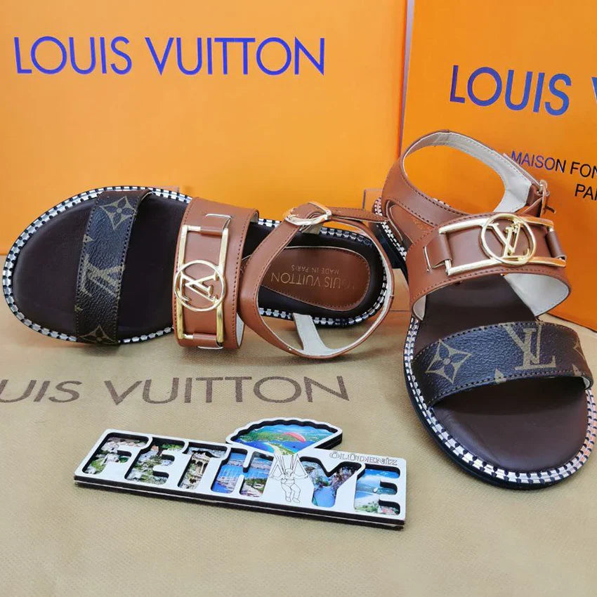 New Fashion Classic Versatile Sandals 1024061811
