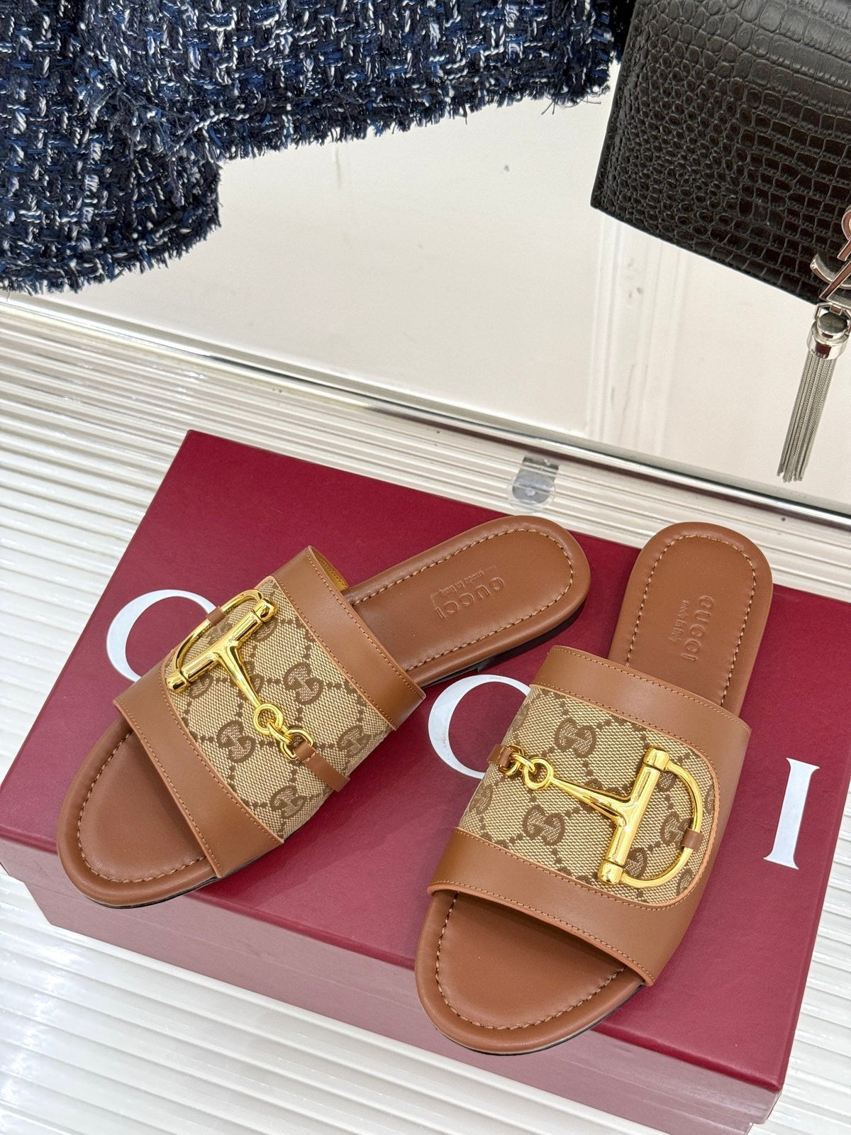 GG fashion 25 new slippers 0725043001