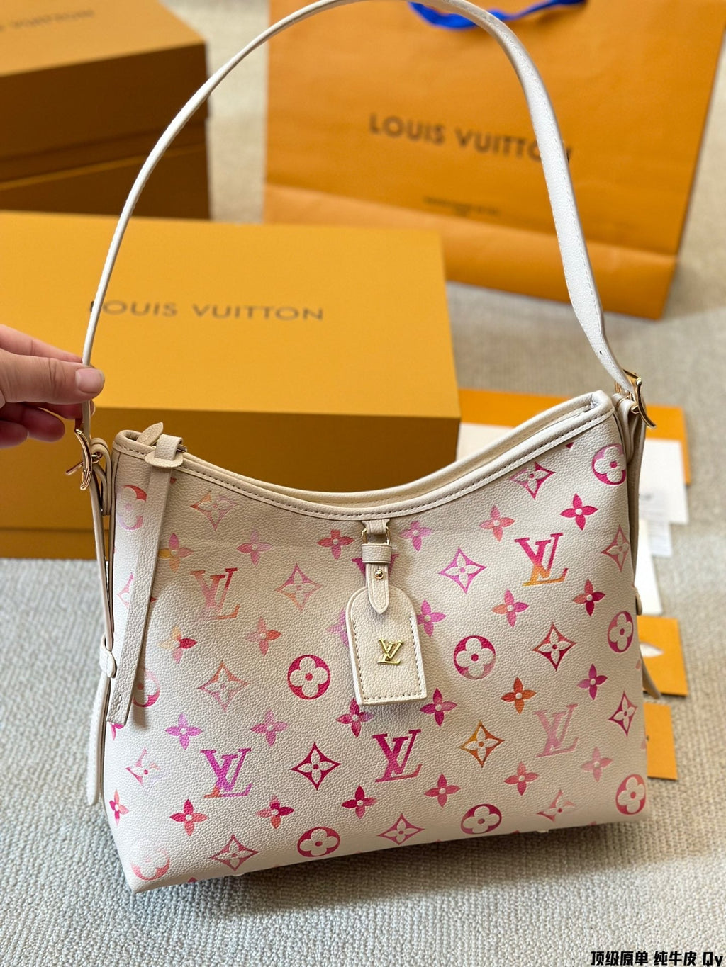 V fashion print Carryall new commuter bag 0724061302