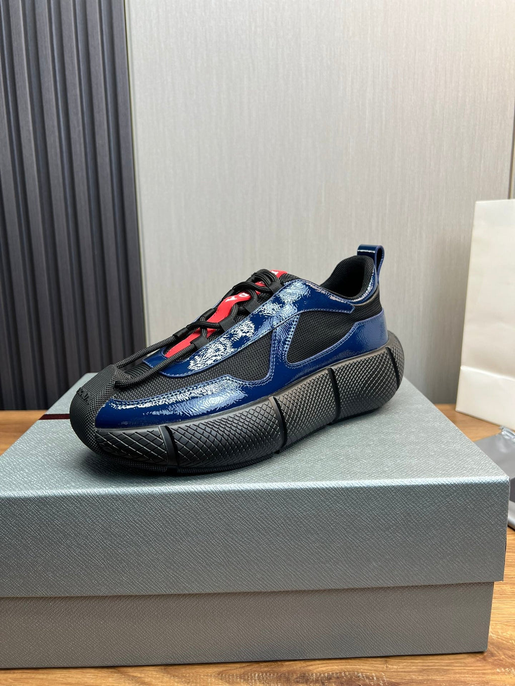 PR patent leather and mesh lace-up sneakers 0724111901