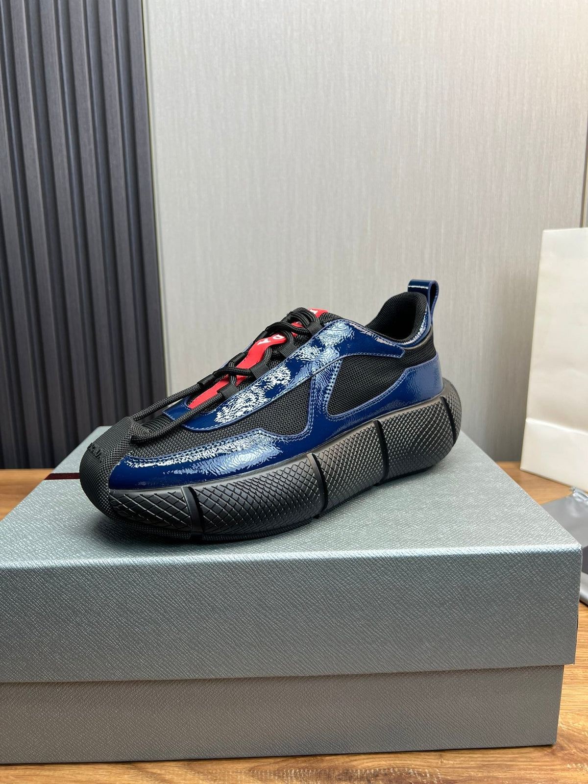 PR patent leather and mesh lace-up sneakers 0724111901