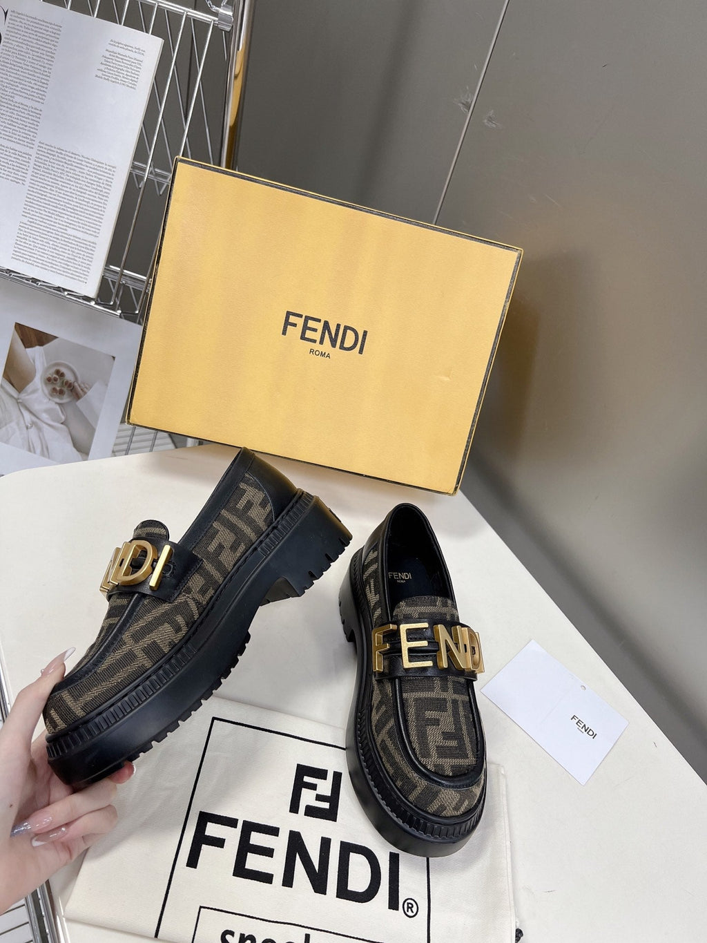 Letter buckle loafers XC0123072818