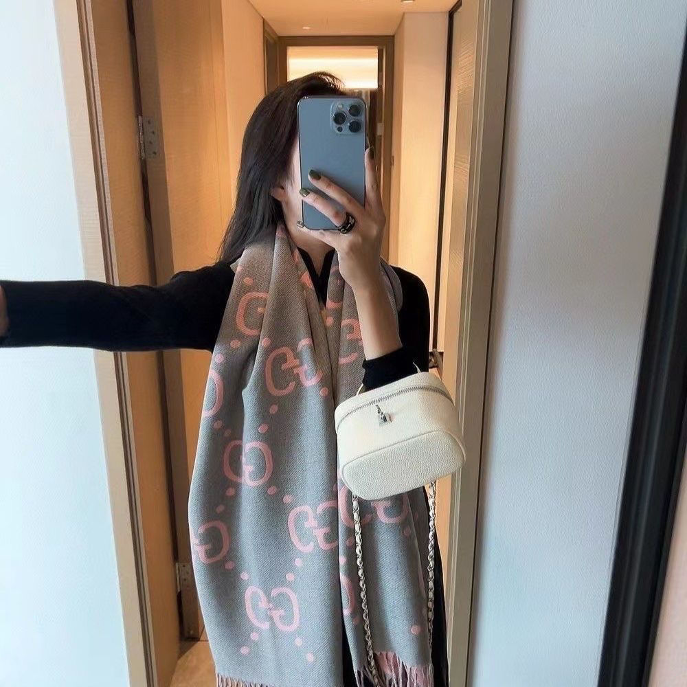 cashmere letter scarf PD0823112104