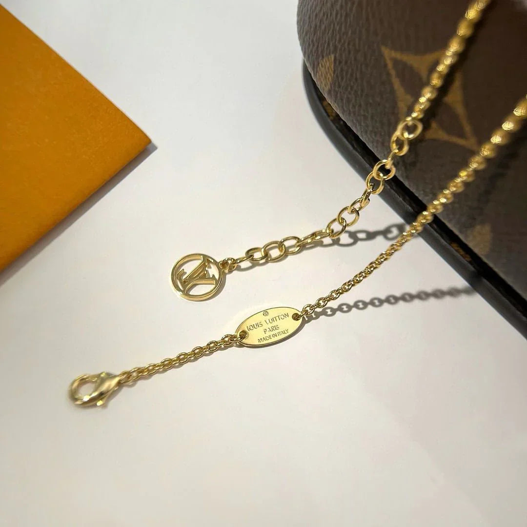 New Simple Temperament Letters High Design Necklace 1024031215