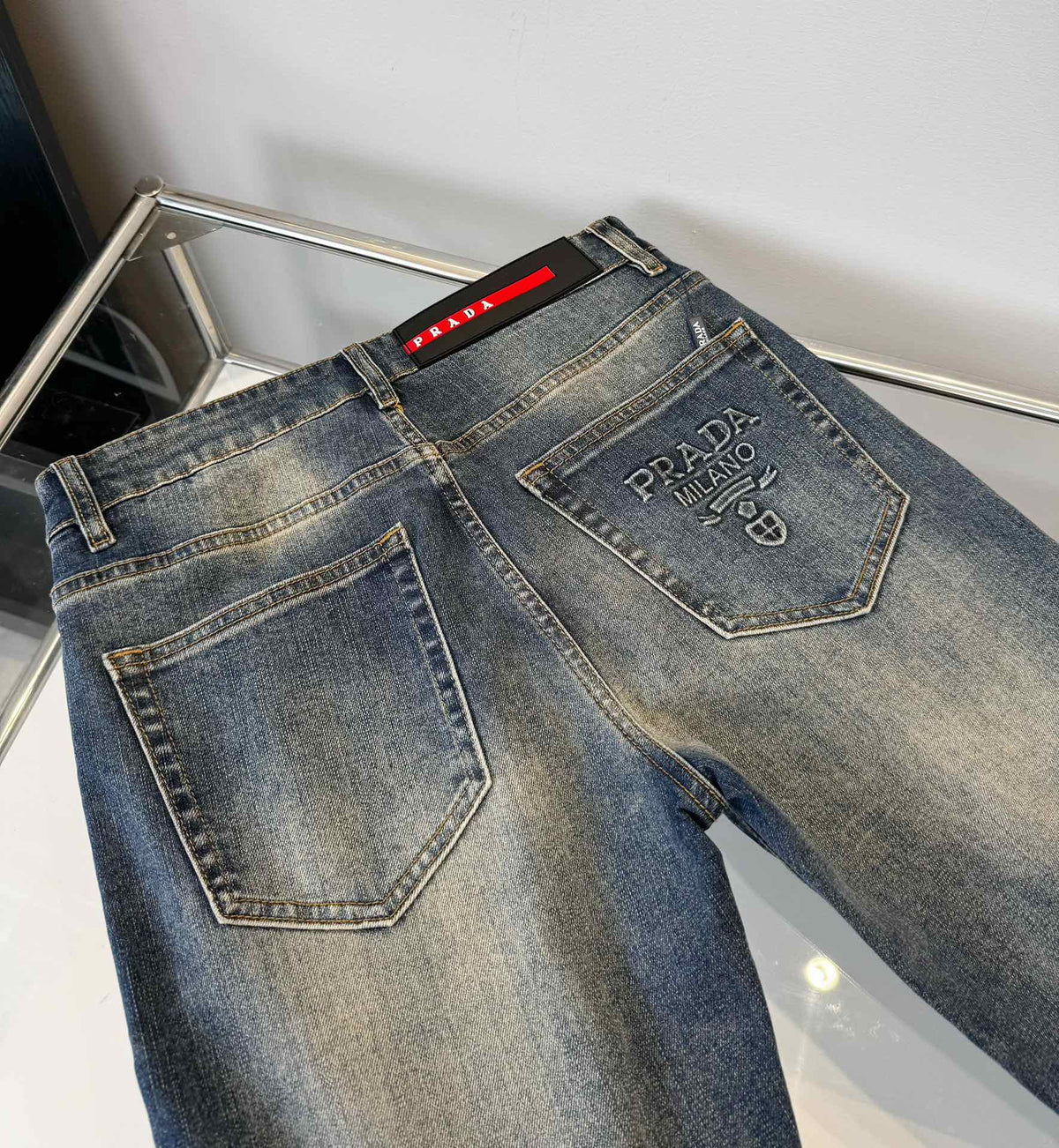 PR Embossed Letters Straight Leg Skinny Jeans 1824091007