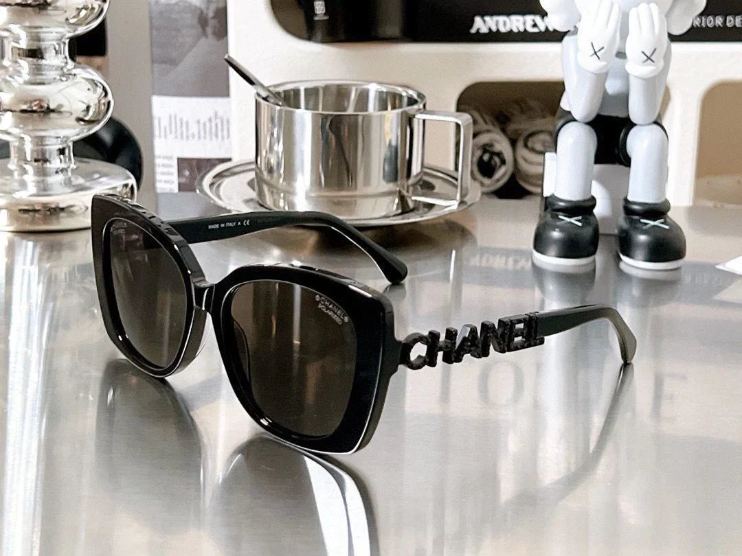 Black Frame Plain UV Protection SunglassesPD05202411904