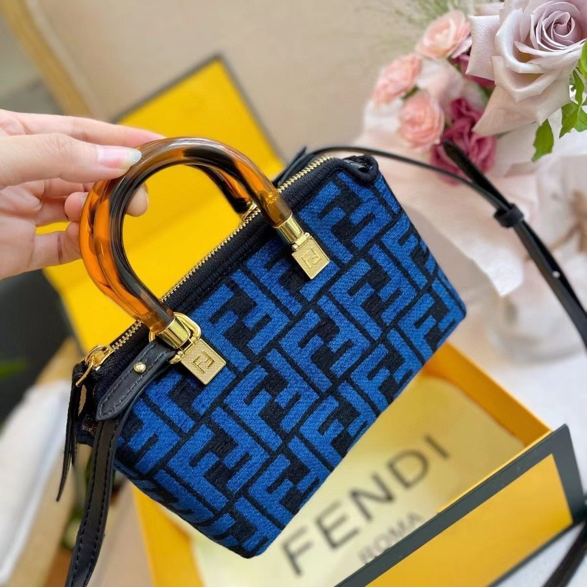 Boston bag light luxury noble luxury high-end color matching letter bag