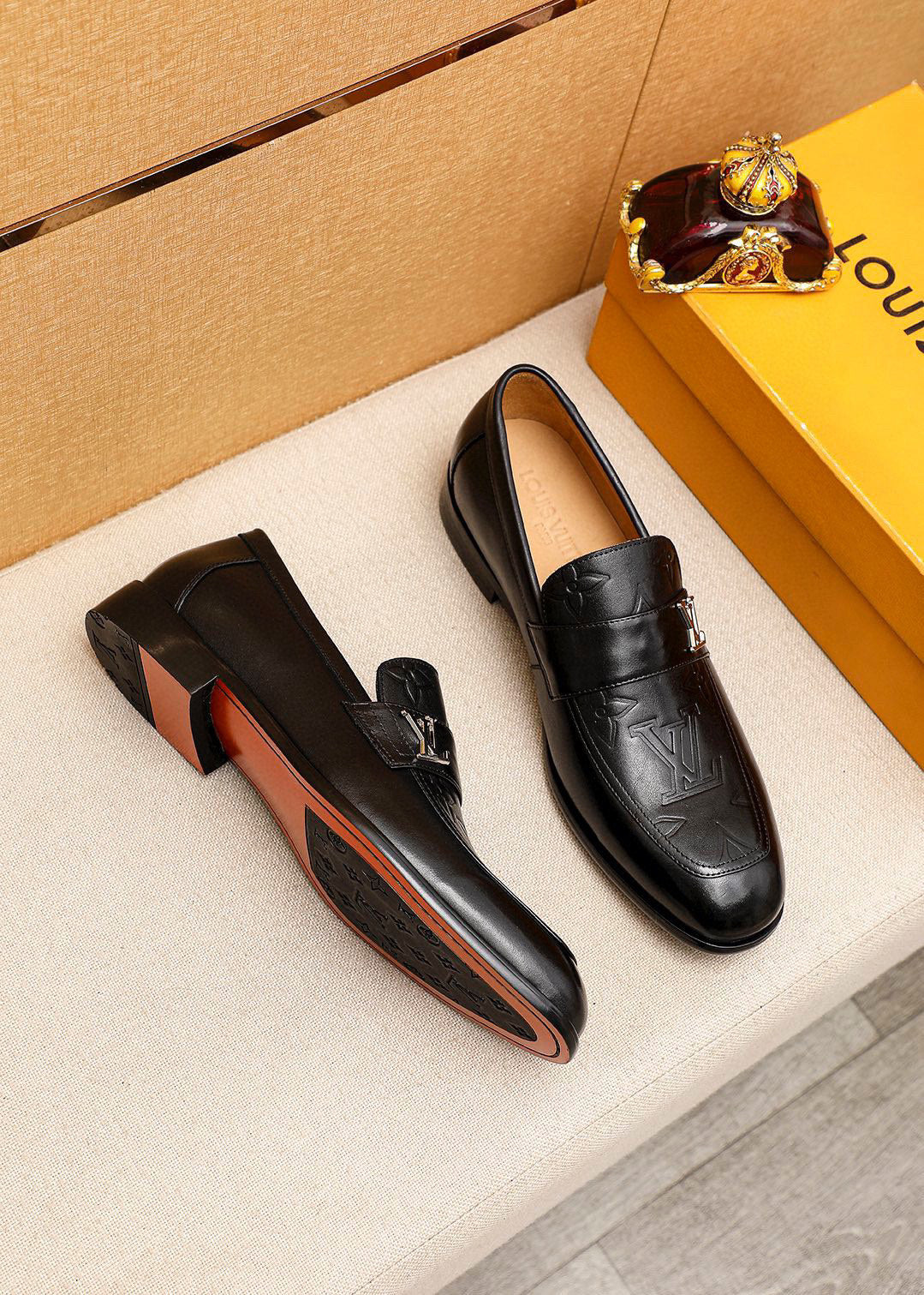 Lvv Fashion 25ss printed leather shoes 0725060616